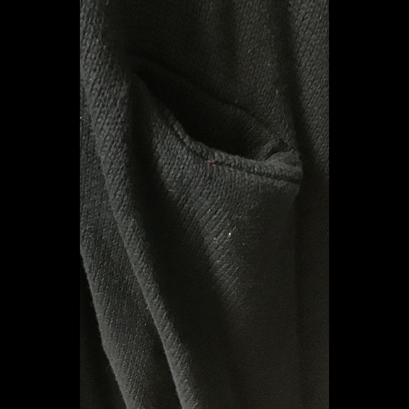 🌟 Navy Cotton Cape with Pockets - Picture 4 of 6